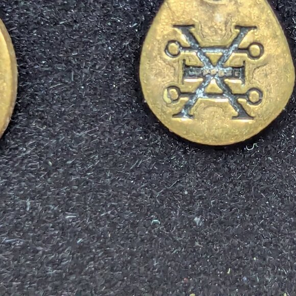 Alex & Ani 2016 Calavera Gold Tone Skull Copper Charm Bracelet - Picture 11 of 13